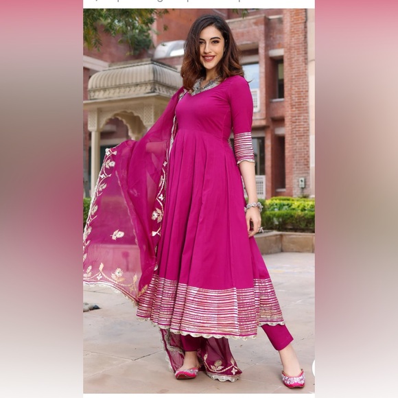 Beautiful anarkali - Picture 1 of 3